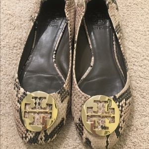 Tory Burch size 6 snakeskin Reva flats